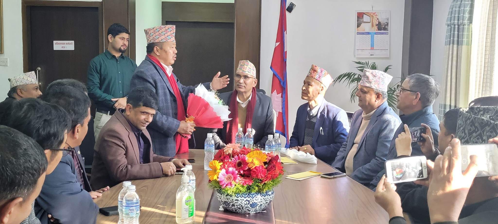 नेपाल उद्योग तथा व्यवसायी महासंघ प्रतिनिधिमण्डल र उपप्रधान तथा अर्थमन्त्री पौडेलबीच भेट